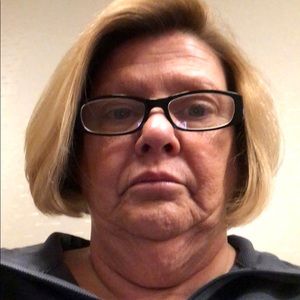 Meet your Posher, Deborah